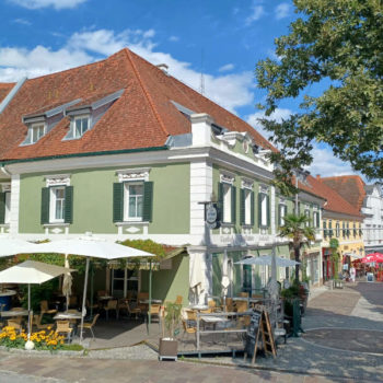 A cafe at the main square in Hartberg