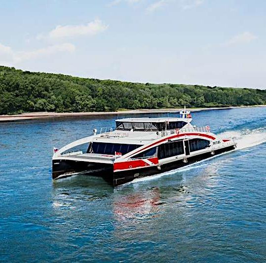 The catamaran Twin City Liner on the Danube